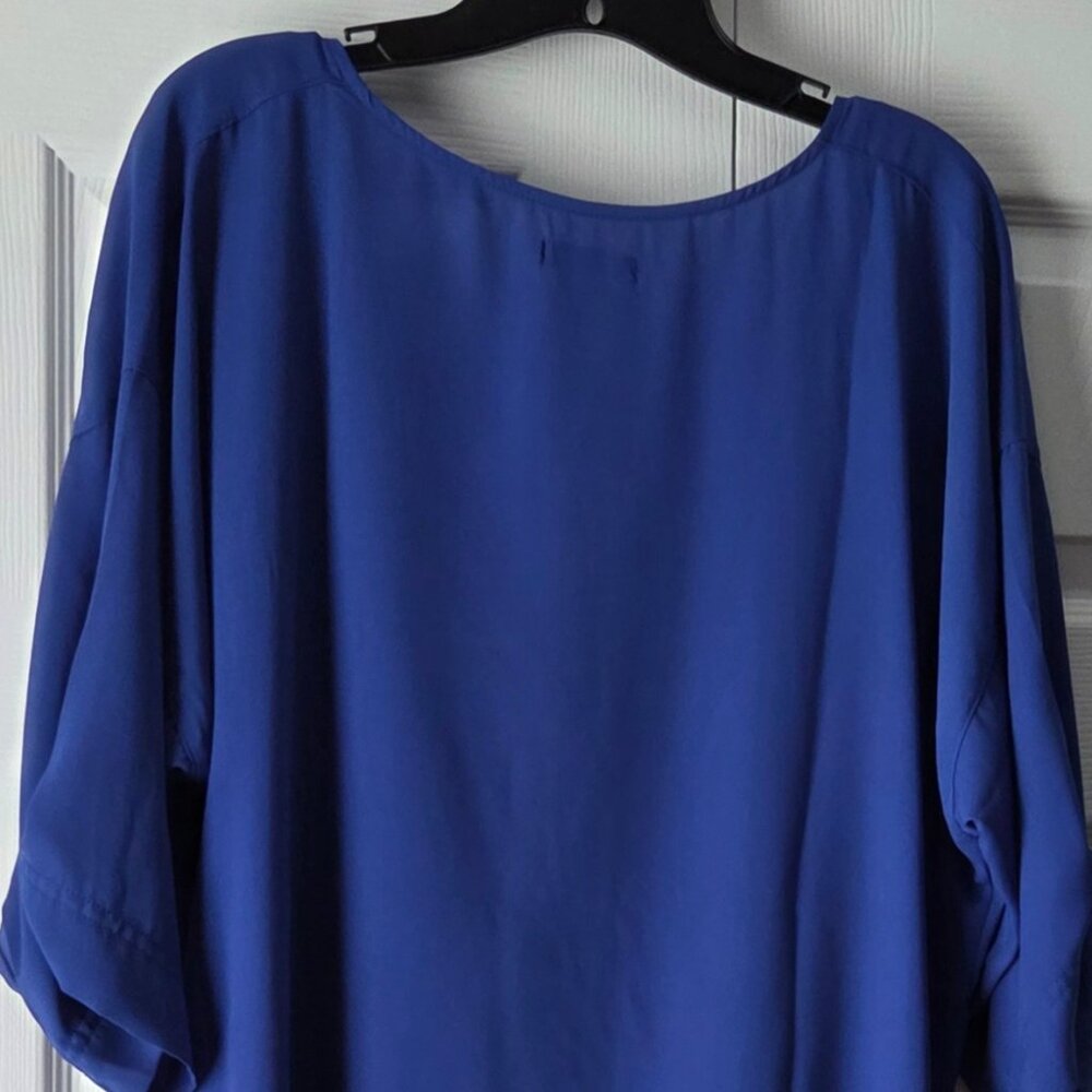 Venus  Sheer Top w/ Zippered Front & Button up sleeves. Size XL - Picture 7 of 8